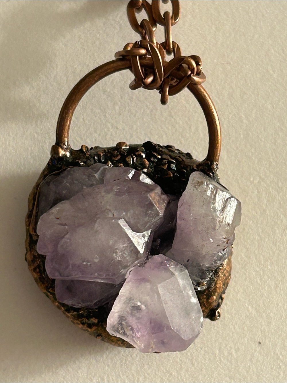 NWOT Necklace Artisan Amethyst crystals, Brutalist copper sculpture, chain - Picture 5 of 12